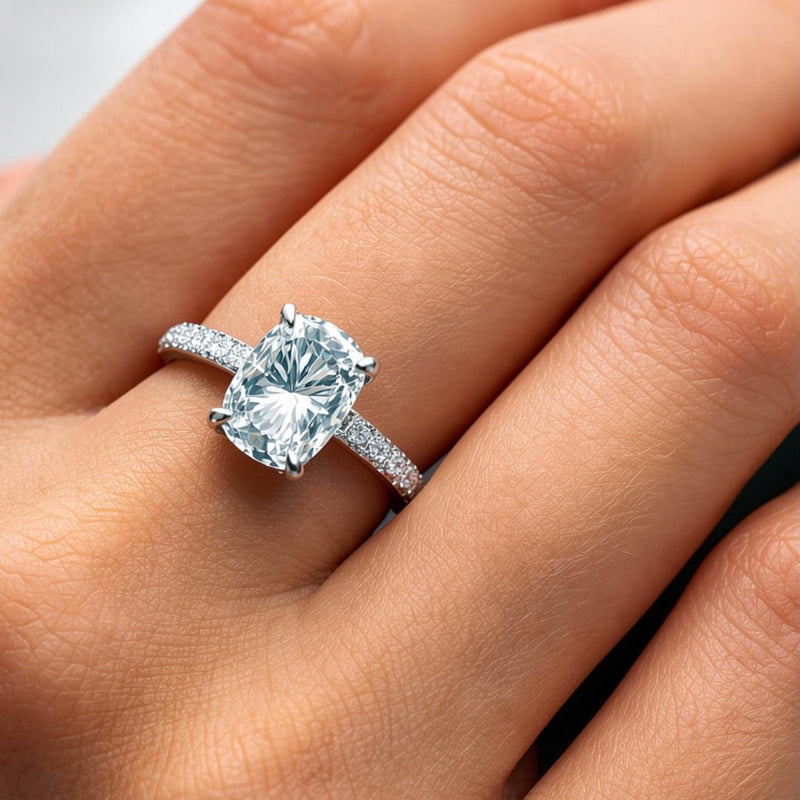 14 K white Gold Engagement Ring Lab Grown Diamond VS2 F 2.0 Carats