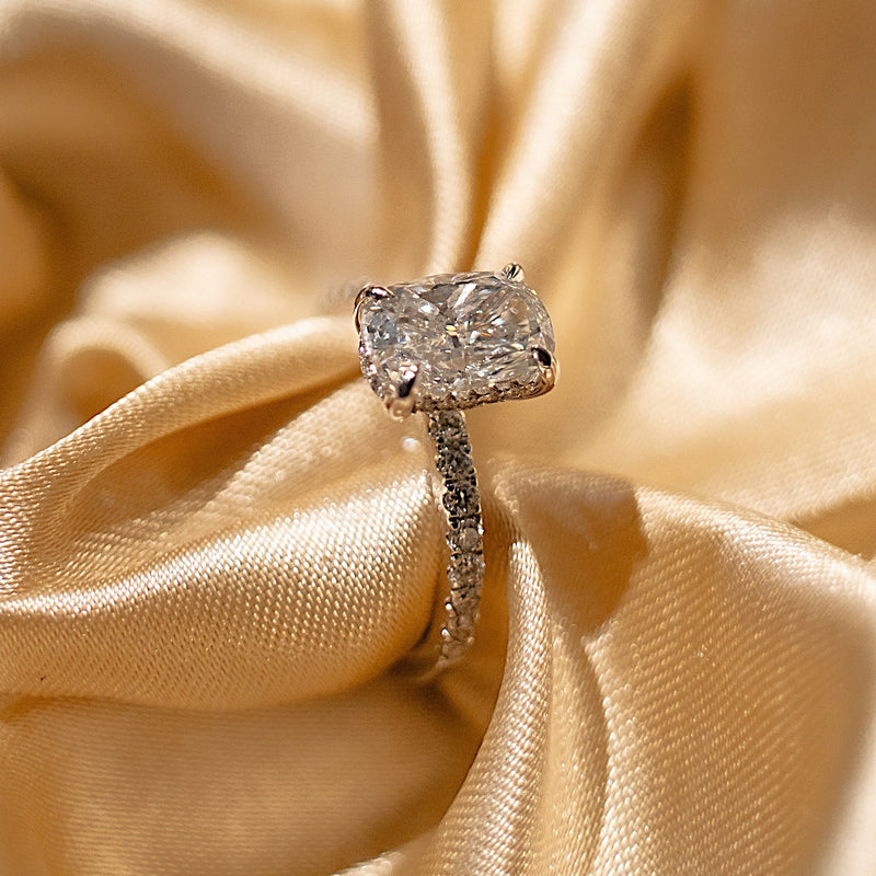 14 K white Gold Engagement Ring Lab Grown Diamond VS2 F 2.0 Carats
