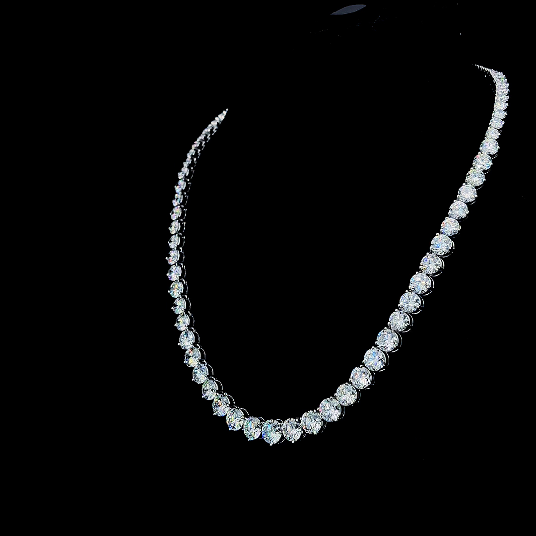 14k White Gold Diamonds Pendant 38 Carat