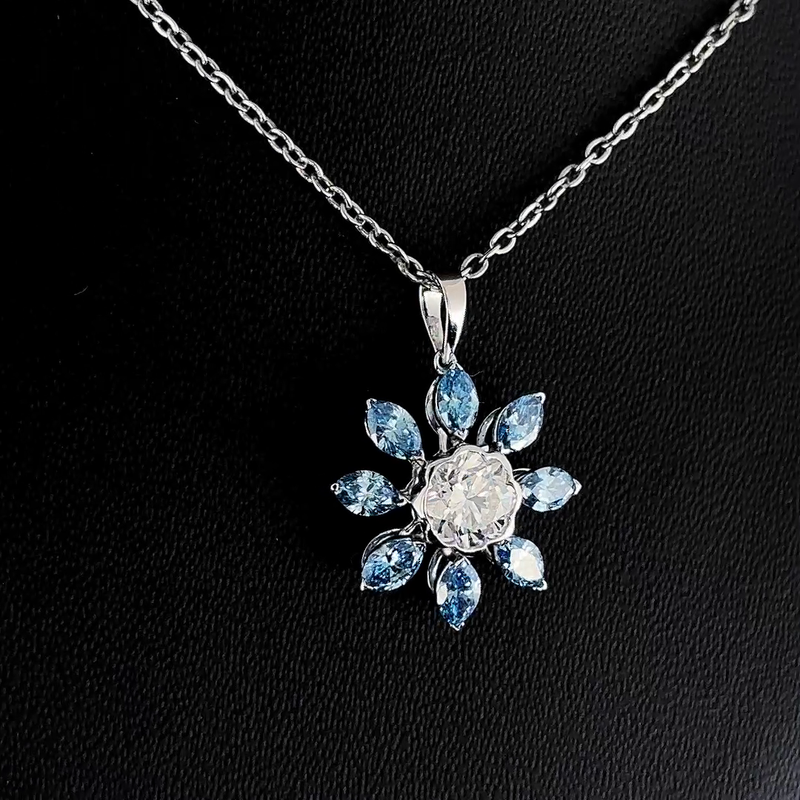 14k White Gold Diamonds Pendant 1.21 Carat