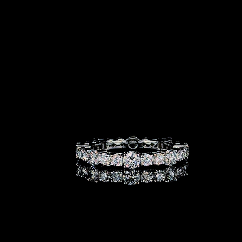 14 K white Gold Eternity Lab Grown Diamond Ring VVS-Vs  DEF 0.956 Carats